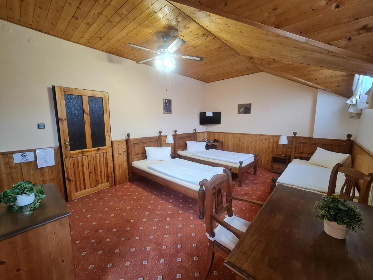 Garni Hotel Asas*** Most Eksteriør bilde