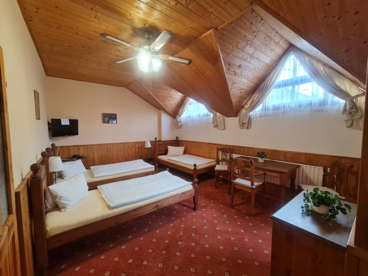 Garni Hotel Asas*** Most Eksteriør bilde