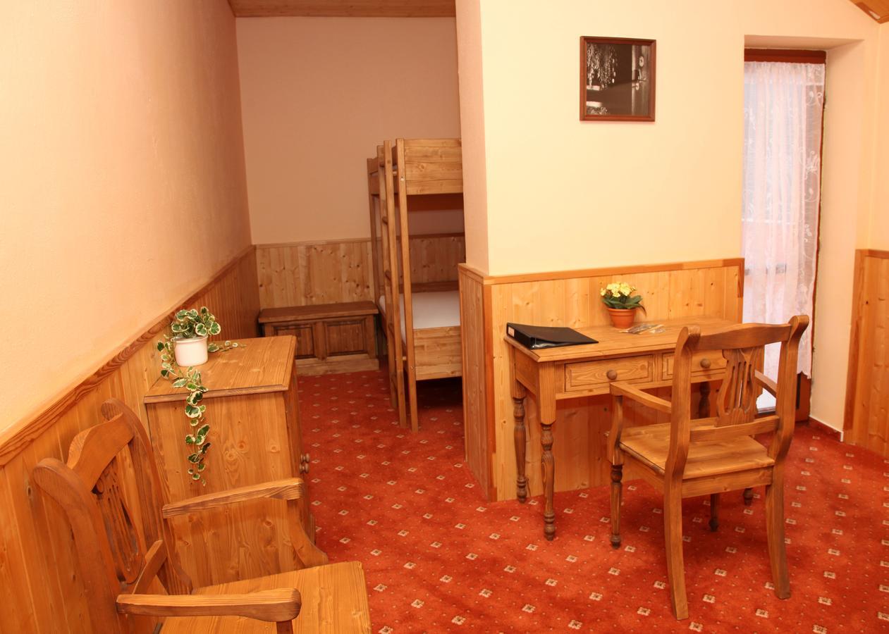 Garni Hotel Asas*** Most Eksteriør bilde