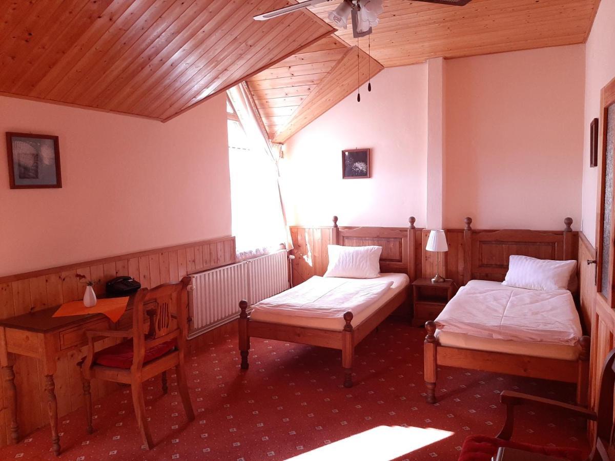 Garni Hotel Asas*** Most Eksteriør bilde