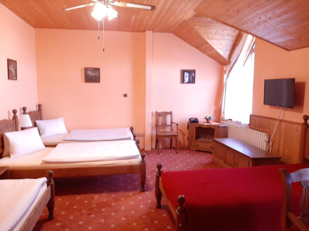 Garni Hotel Asas*** Most Eksteriør bilde