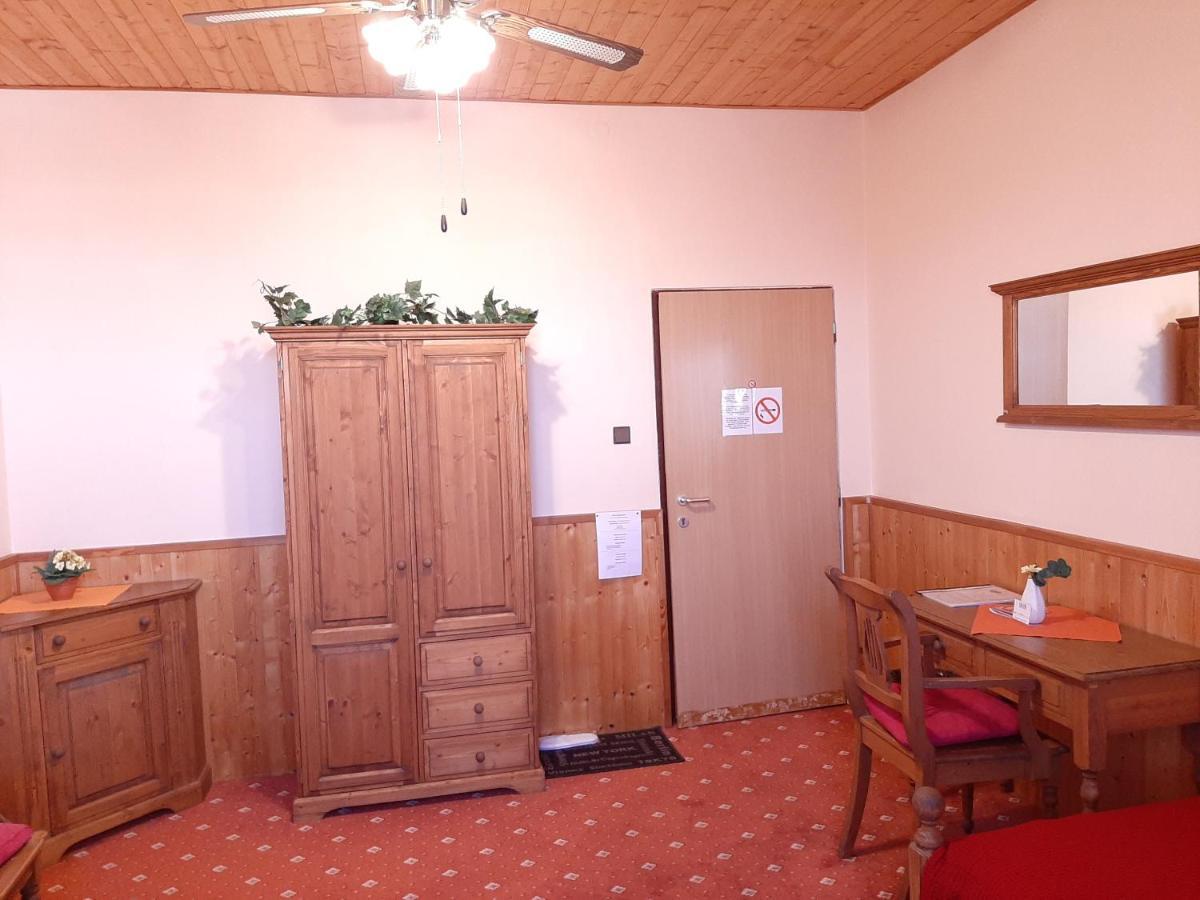 Garni Hotel Asas*** Most Eksteriør bilde
