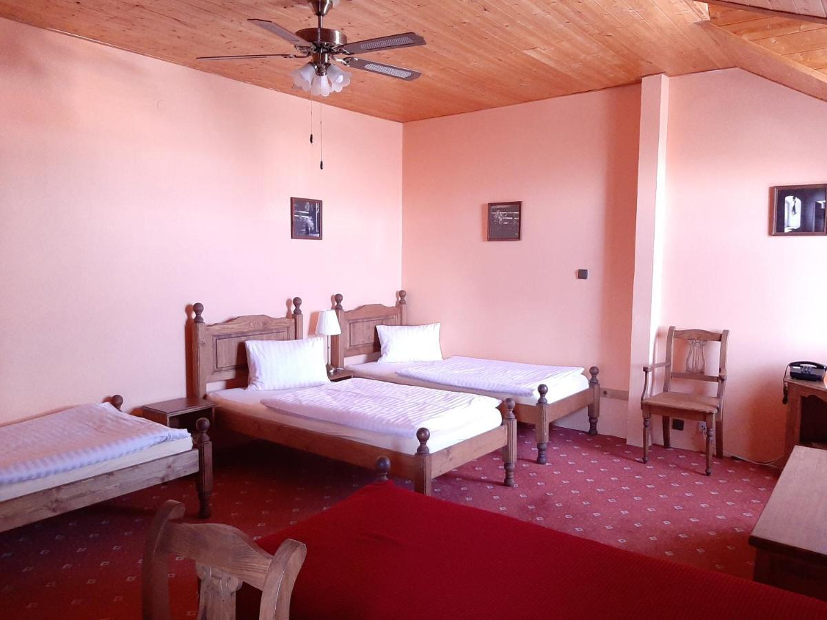 Garni Hotel Asas*** Most Eksteriør bilde